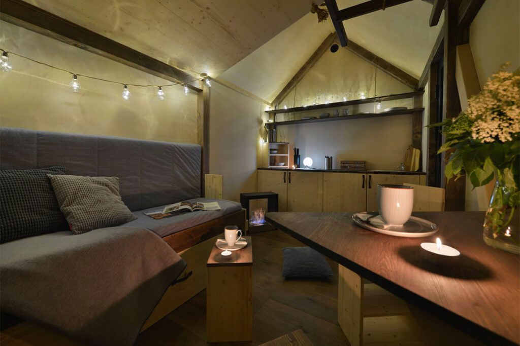 Tiny house